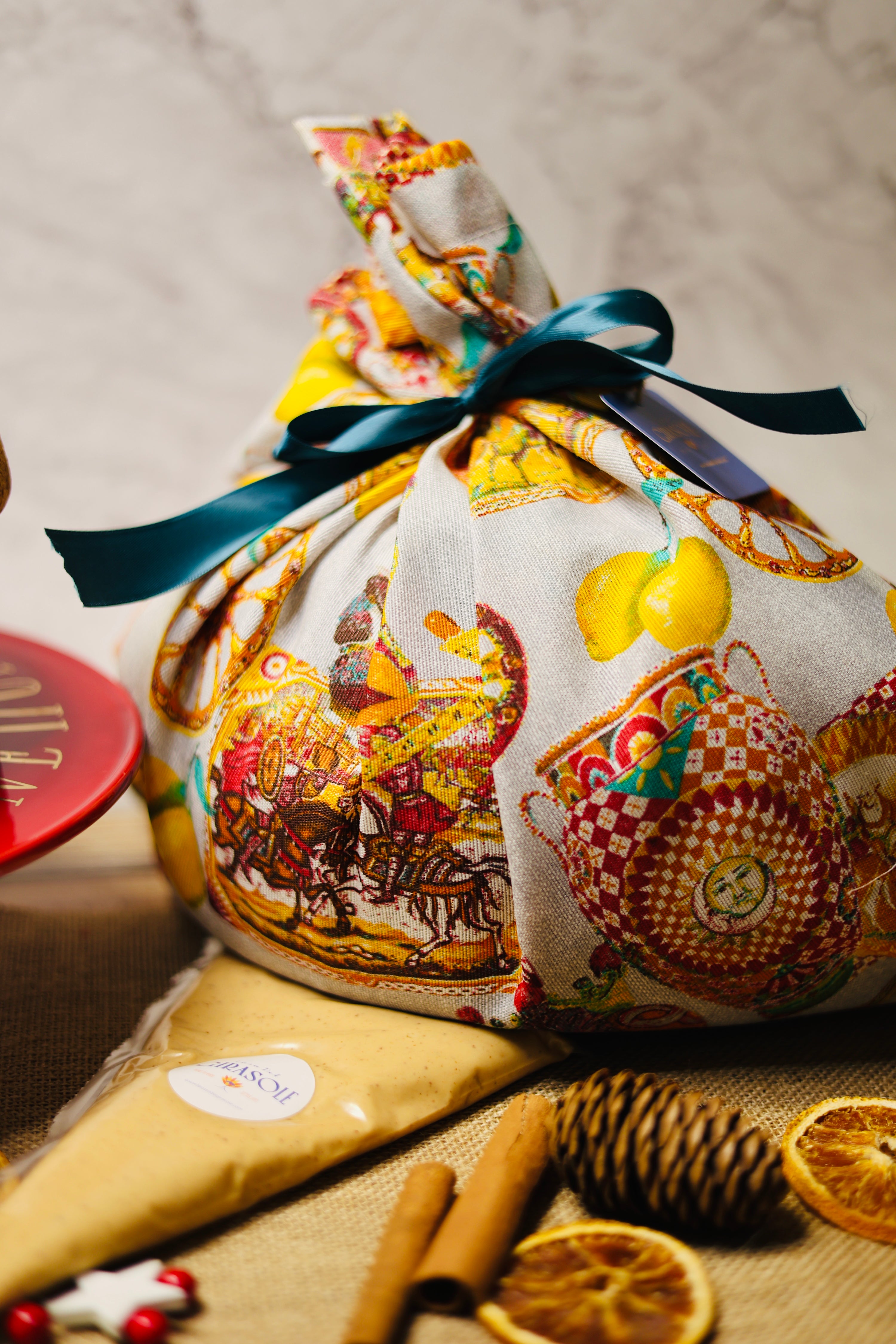 Panettone al Cioccolato e crema alle mandorle - Panettone met Chocolade en amandelcrème (in spuitzak)